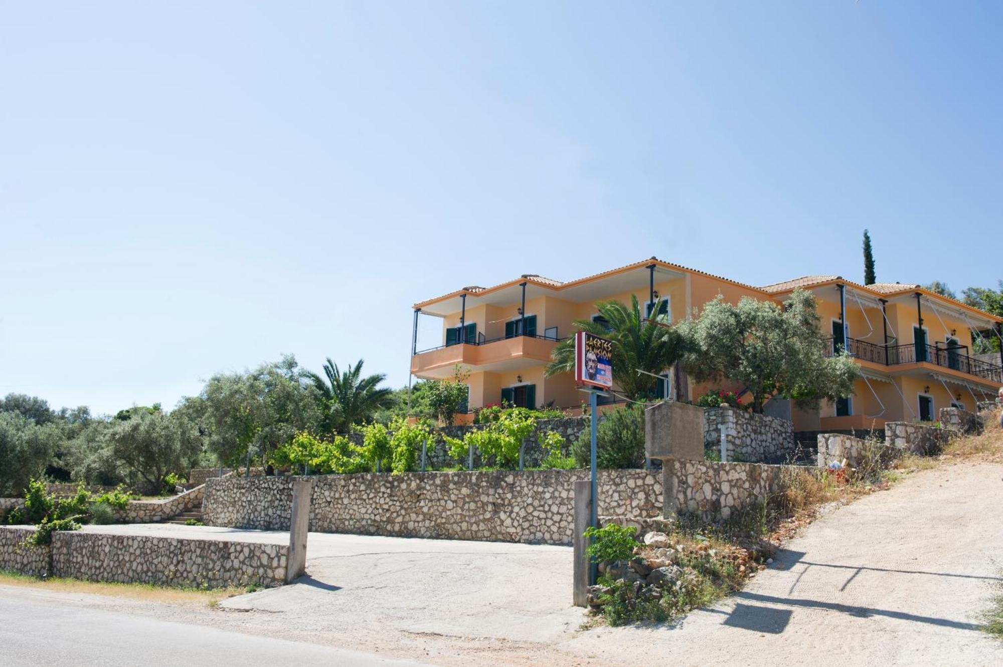 Πανσιόν Λαέρτης Διαμέρισμα Τσουκαλάδες Εξωτερικό φωτογραφία