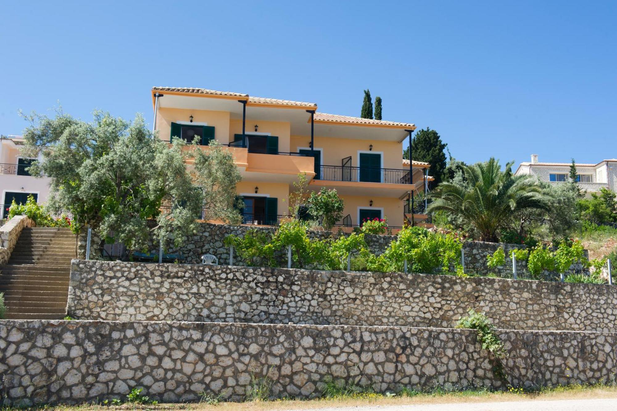 Πανσιόν Λαέρτης Διαμέρισμα Τσουκαλάδες Εξωτερικό φωτογραφία